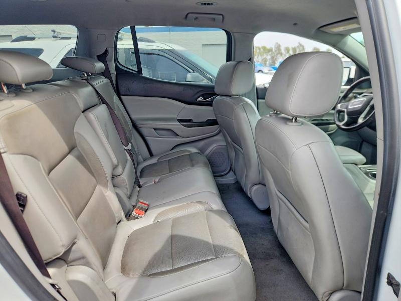 50321586 :رقم المزاد ، 1GKKNMLA1JZ120591 vin ، 2018 Gmc Acadia مزاد بيع