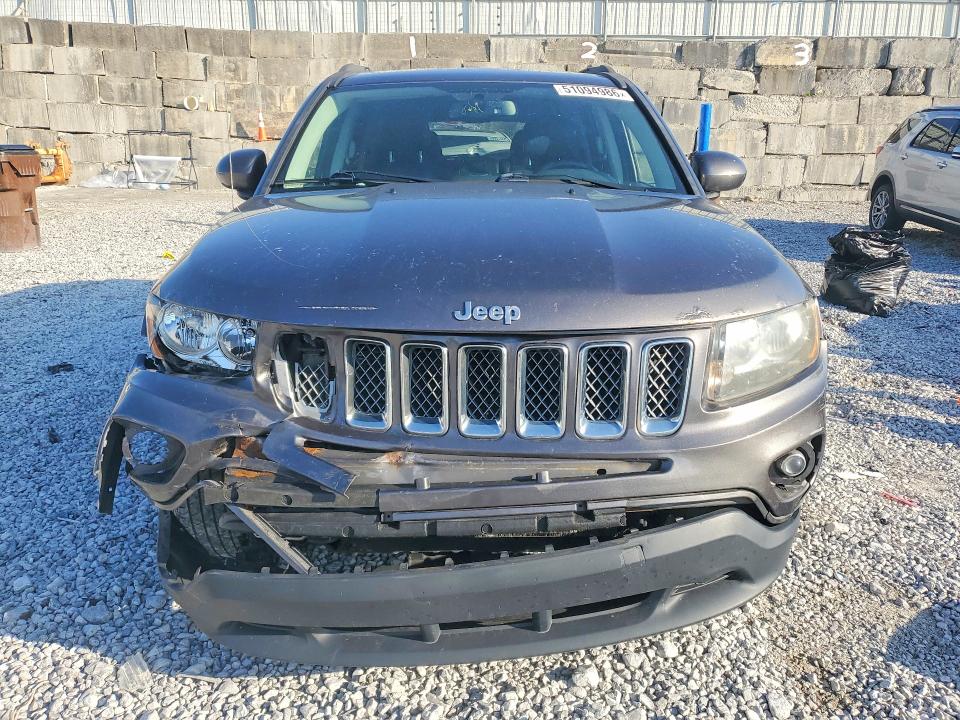 51094986 :رقم المزاد ، 1C4NJDEB2GD772085 vin ، 2016 Jeep Compass مزاد بيع