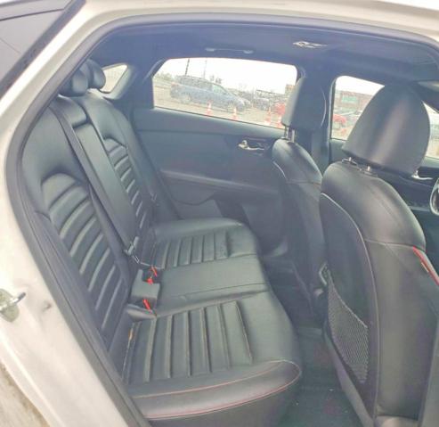 2021 Kia Forte მანქანა იყიდება აუქციონზე, vin: 3KPF44AC1ME358557, აუქციონის ნომერი: 51860206