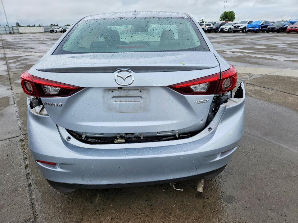 50786596 :رقم المزاد ، 3MZBN1W31JM171241 vin ، 2018 Mazda 3 مزاد بيع