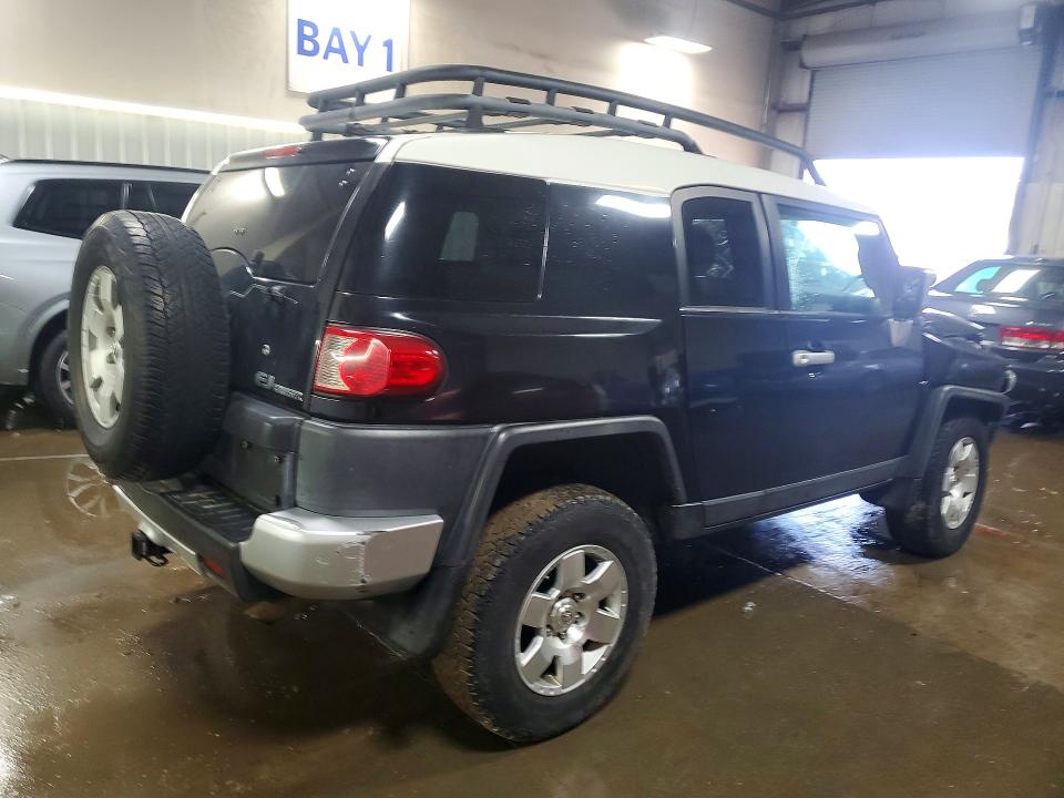 48325796 :رقم المزاد ، JTEBU11F38K049663 vin ، 2008 Toyota Fj Cruiser مزاد بيع