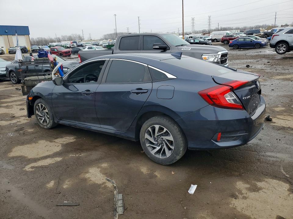 Продажа на аукционе авто 2018 Honda Civic, vin: 2HGFC2F77JH589385, номер лота: 48326136