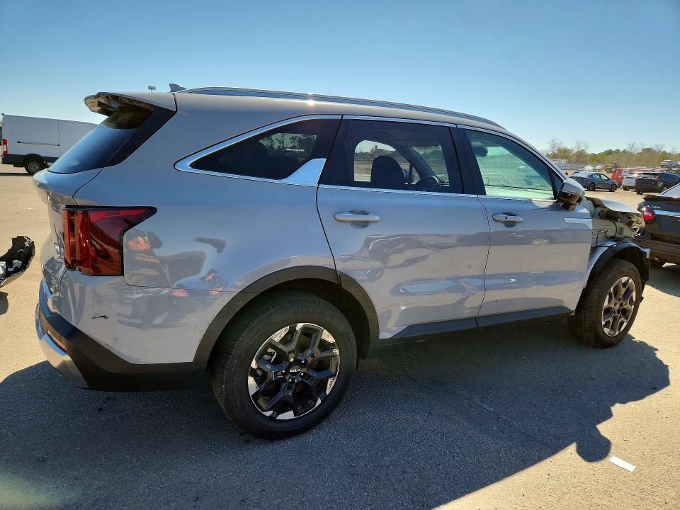 49064616 :رقم المزاد ، 5XYRLDJC4SG349576 vin ، 2025 Kia Sorento مزاد بيع
