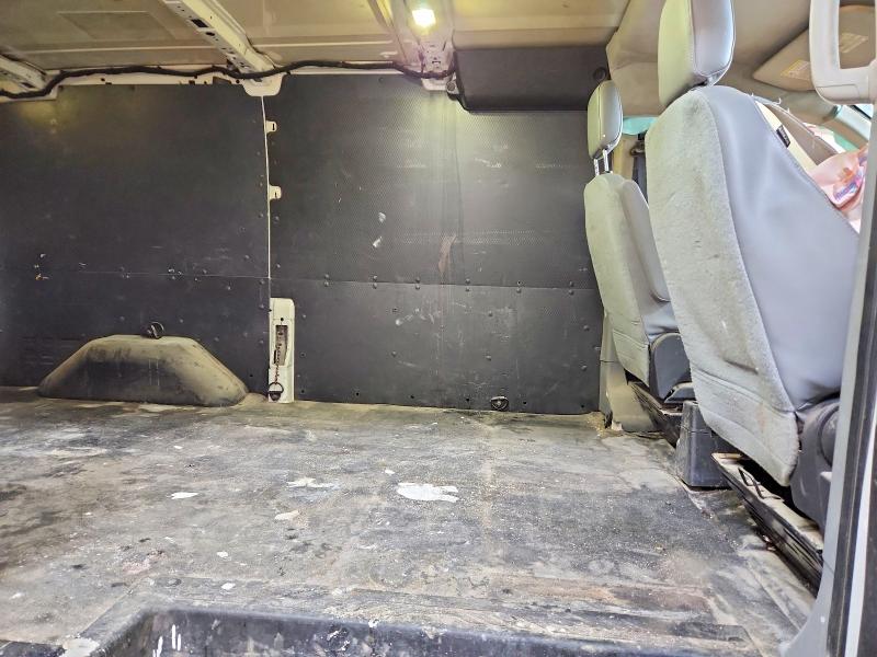 48572036 :رقم المزاد ، 1FTYR1ZM2HKA00067 vin ، 2017 Ford Transit مزاد بيع