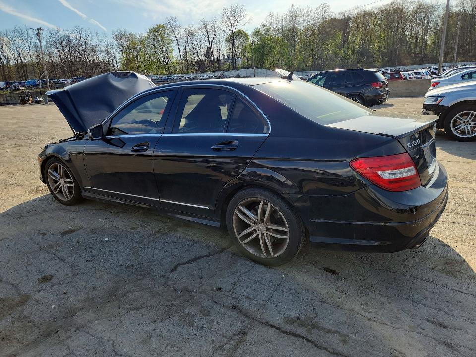 Продажа на аукционе авто 2013 Mercedes-benz C, vin: WDDGF4HB8DR259871, номер лота: 50113076