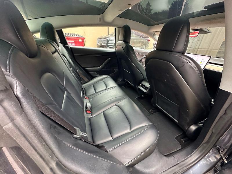 2018 Tesla Model 3 მანქანა იყიდება აუქციონზე, vin: 5YJ3E1EB1JF119497, აუქციონის ნომერი: 51423946