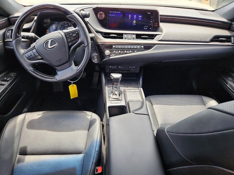 49760296 :رقم المزاد ، 58ADZ1B17MU097509 vin ، 2021 Lexus Es 350 مزاد بيع