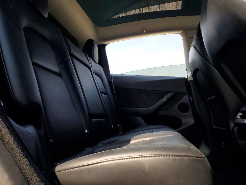 2025 Tesla Model Y მანქანა იყიდება აუქციონზე, vin: 7SAYGDEEXSF243171, აუქციონის ნომერი: 48809556