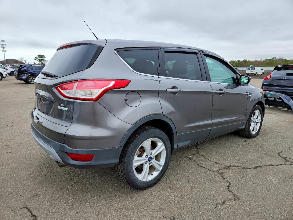 2014 Ford Escape მანქანა იყიდება აუქციონზე, vin: 1FMCU0GXXEUA52686, აუქციონის ნომერი: 48339396