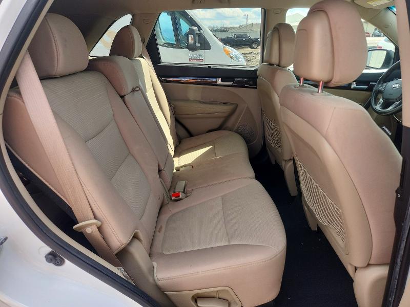 48807616 :رقم المزاد ، 5XYKT4A62EG459364 vin ، 2014 Kia Sorento مزاد بيع