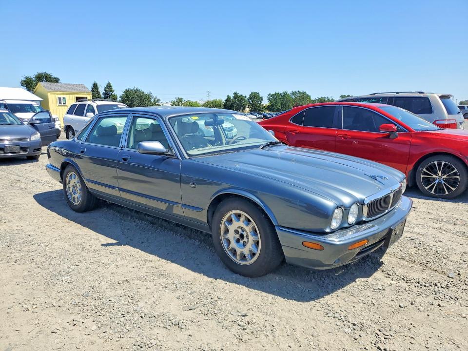 Продажа на аукционе авто 1998 Jaguar Xj8, vin: SAJHX1247WC841374, номер лота: 51876646