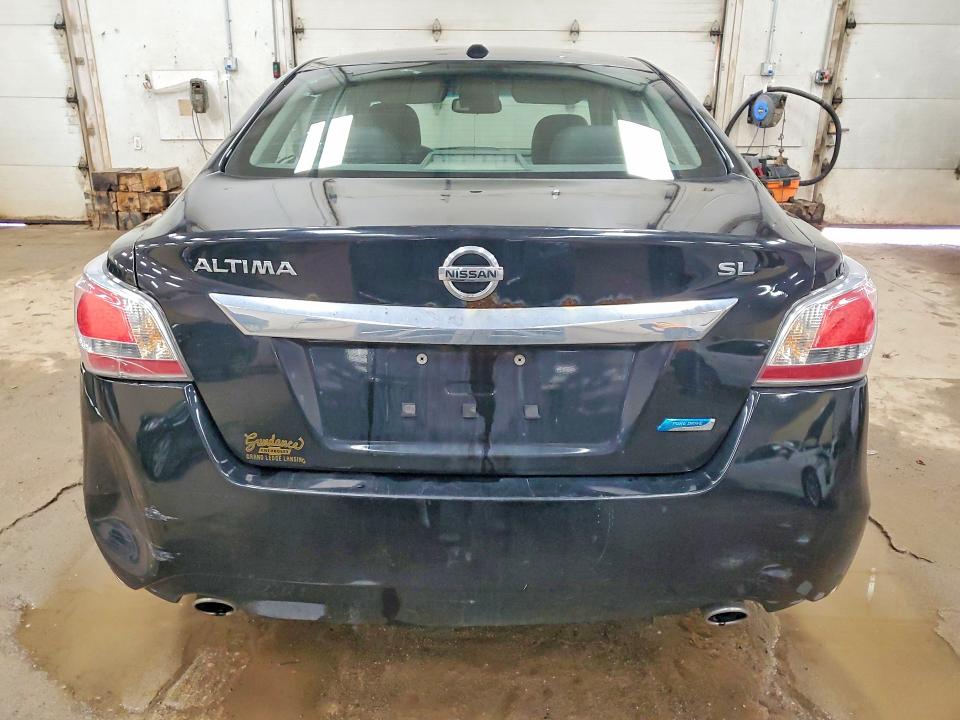2015 Nissan Altima მანქანა იყიდება აუქციონზე, vin: 1N4AL3AP3FN389808, აუქციონის ნომერი: 46739436