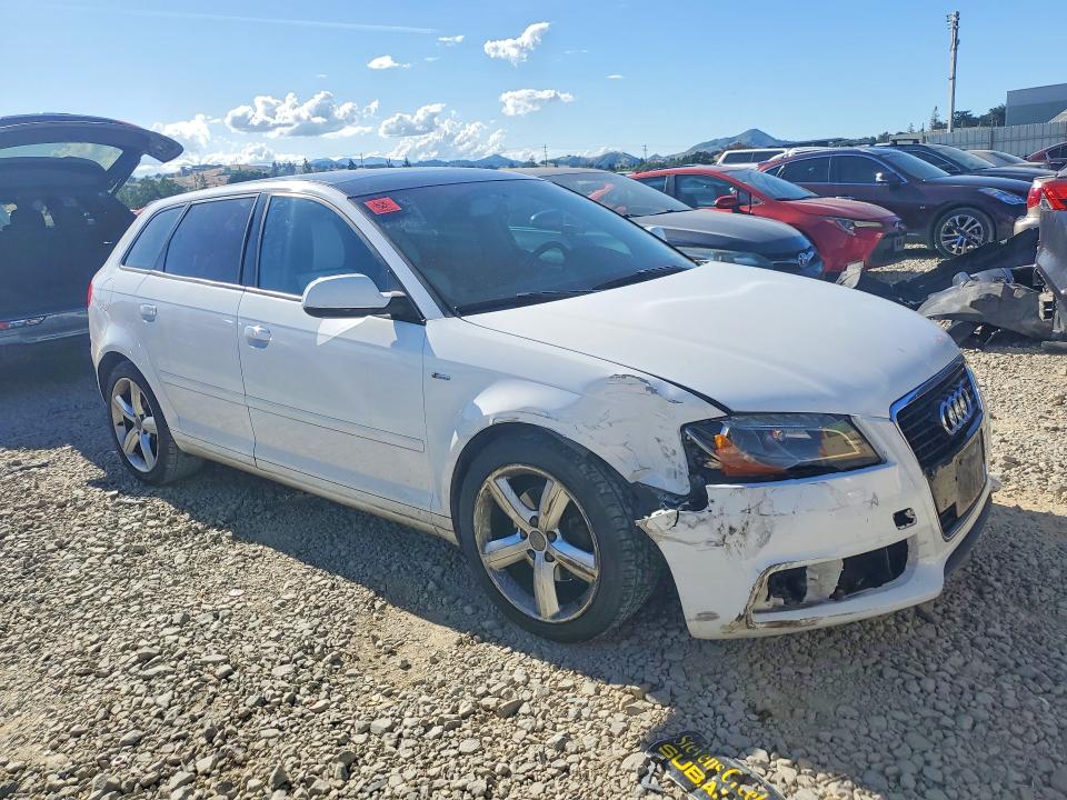 2013 Audi A3 მანქანა იყიდება აუქციონზე, vin: WAUKJAFM5DA027746, აუქციონის ნომერი: 49340656