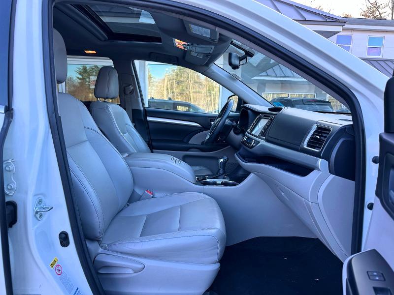 2016 Toyota Highlander მანქანა იყიდება აუქციონზე, vin: 5TDJKRFH9GS322708, აუქციონის ნომერი: 52049296