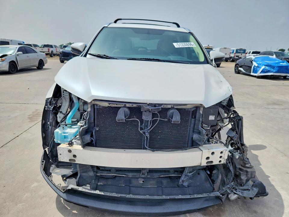 51330696 :رقم المزاد ، 5TDKKRFH9FS068016 vin ، 2015 Toyota Highlander مزاد بيع