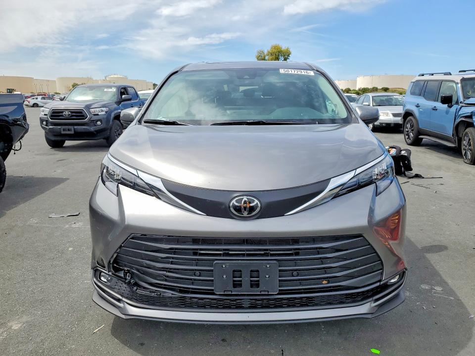 Продажа на аукционе авто 2026 Toyota Sienna, vin: 5TDYSKFC4TS233617, номер лота: 50172916