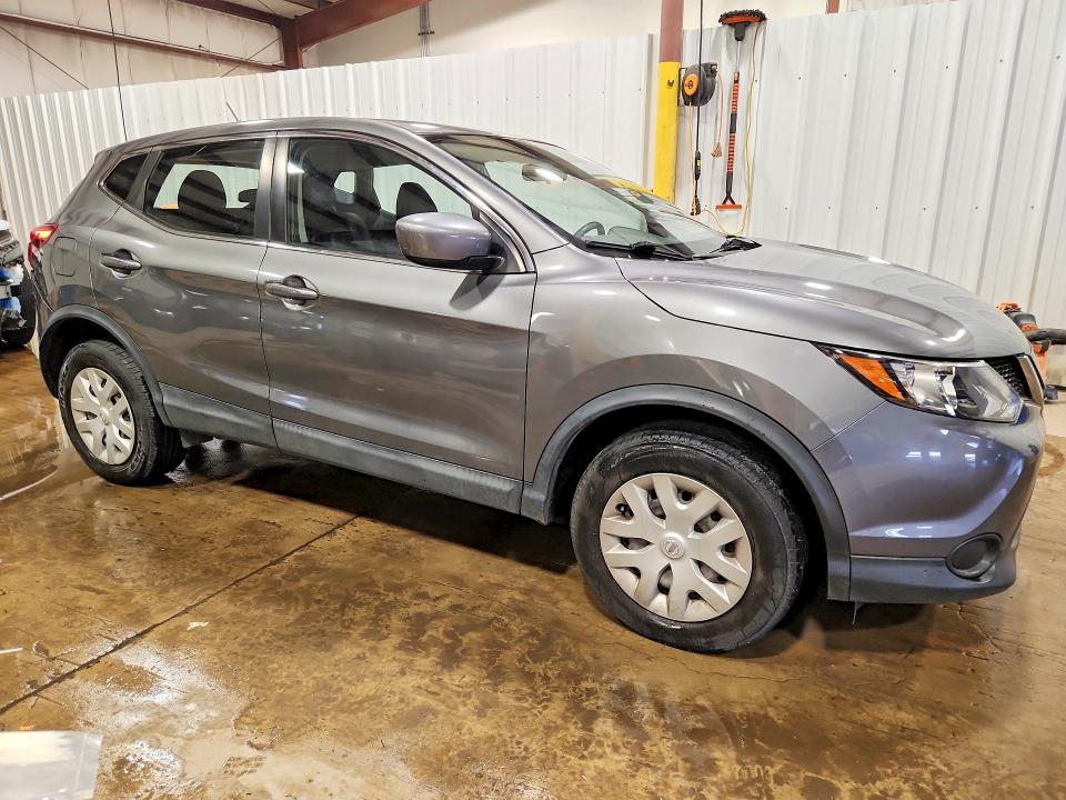 50237926 :رقم المزاد ، JN1BJ1CR9JW256483 vin ، 2018 Nissan Rogue Sport مزاد بيع
