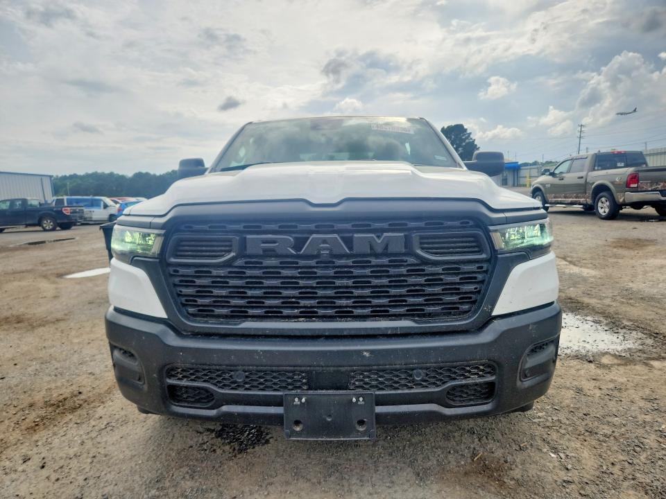 Продажа на аукционе авто 2025 Ram 1500, vin: 1C6RREGG4SN731234, номер лота: 48470936