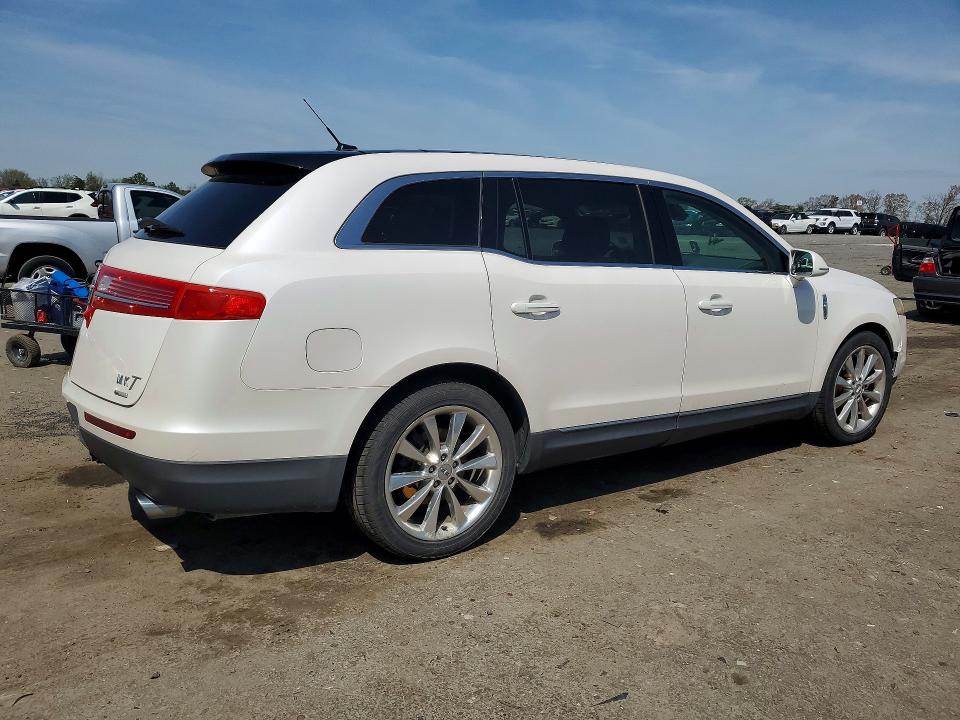 48799046 :رقم المزاد ، 2LMHJ5ATXBBJ54769 vin ، 2011 Lincoln Mkt مزاد بيع
