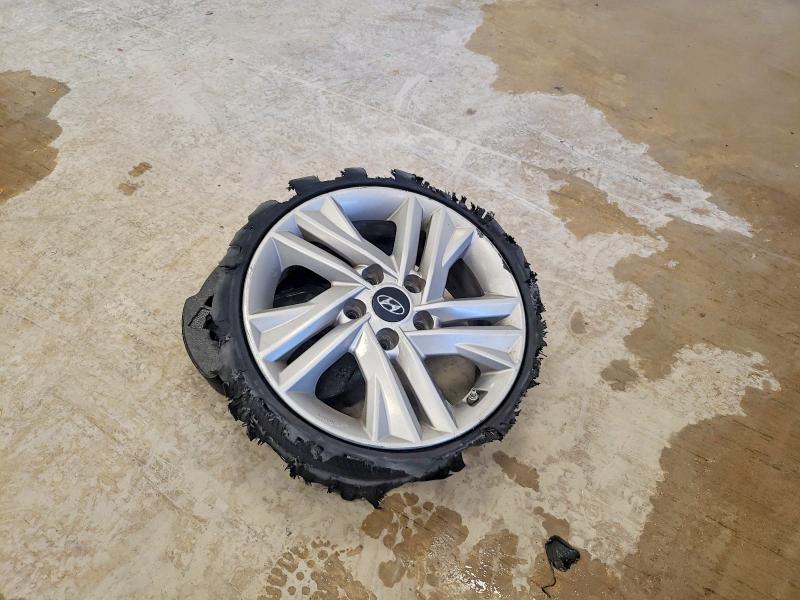 2020 Hyundai Elantra მანქანა იყიდება აუქციონზე, vin: 5NPD84LF6LH578645, აუქციონის ნომერი: 49210626