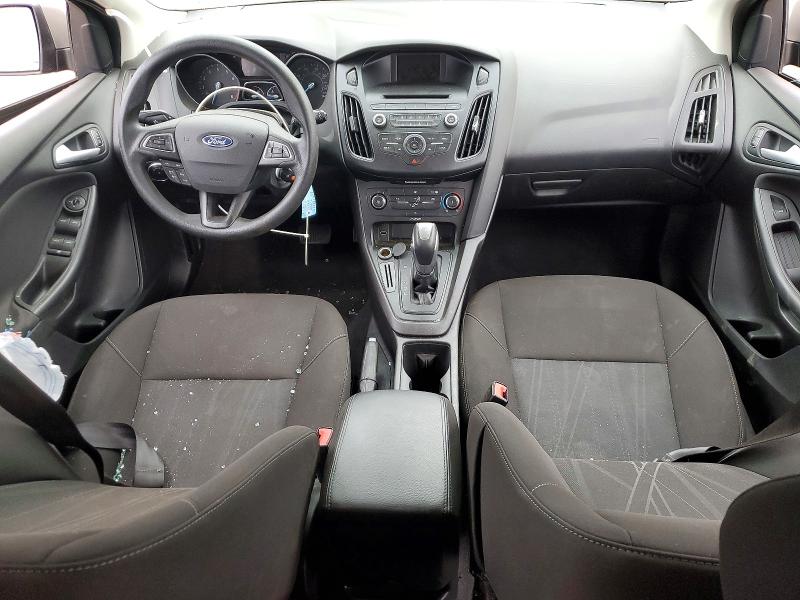 51383096 :رقم المزاد ، 1FADP3K25FL215769 vin ، 2015 Ford Focus مزاد بيع