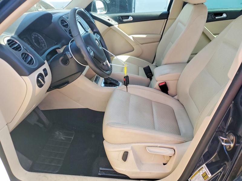 2015 Volkswagen Tiguan მანქანა იყიდება აუქციონზე, vin: WVGAV7AX2FW597504, აუქციონის ნომერი: 51684636