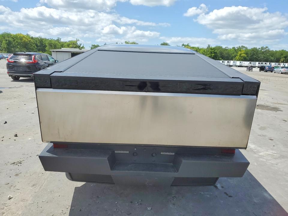 49734806 :رقم المزاد ، 7G2CEHED4RA025792 vin ، 2024 Tesla Cybertruck مزاد بيع