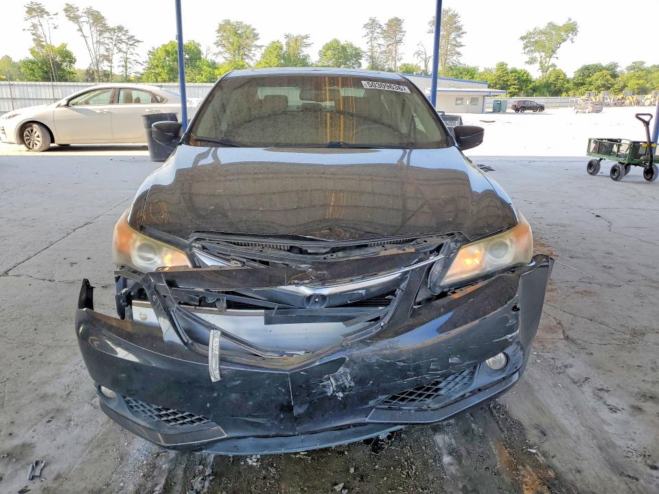 50309636 :رقم المزاد ، 19VDE1F50DE011694 vin ، 2013 Acura Ilx مزاد بيع