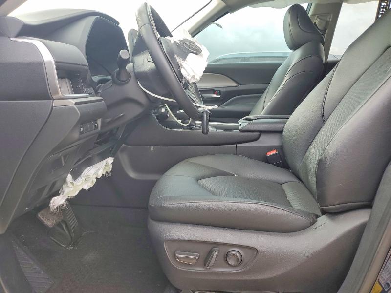 2024 Toyota Grand Highlander მანქანა იყიდება აუქციონზე, vin: 5TDAAAA59RS018024, აუქციონის ნომერი: 48535366