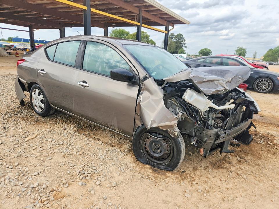 2017 Nissan Versa მანქანა იყიდება აუქციონზე, vin: 3N1CN7AP3HK448923, აუქციონის ნომერი: 48634666