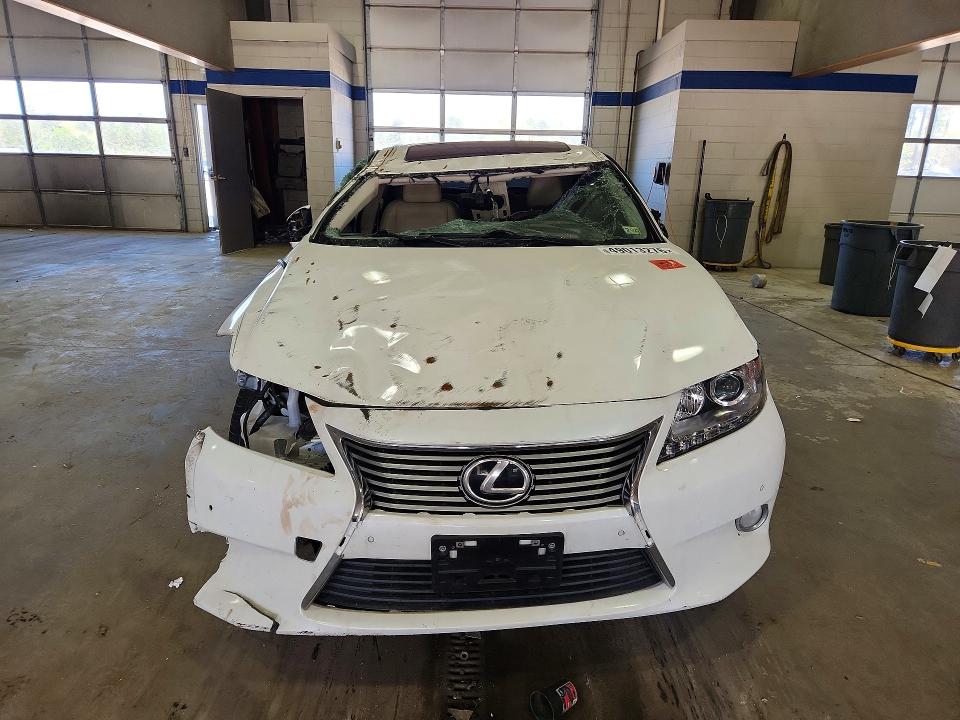 Продажа на аукционе авто 2013 Lexus Es 350, vin: JTHBK1GG2D2030122, номер лота: 49013276