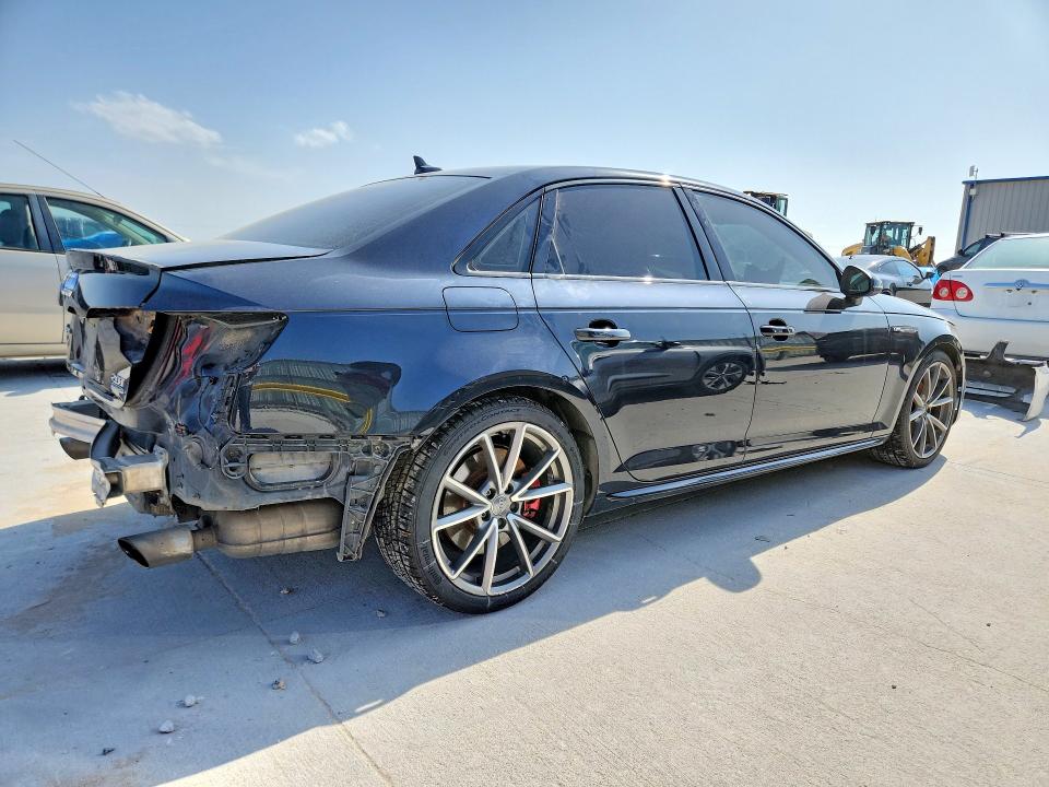 Aukcja sprzedaży 2018 Audi A4, vin: WAUENAF41JA060661, numer aukcji: 50334876
