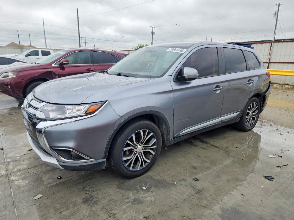 50663636 :رقم المزاد ، JA4AD3A33HZ028413 vin ، 2017 Mitsubishi Outlander مزاد بيع