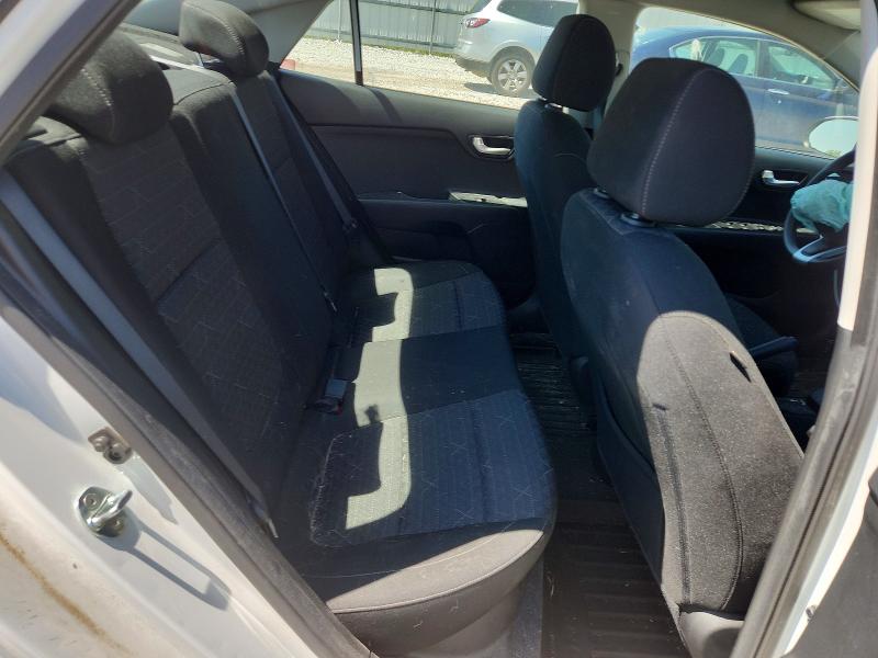 49302466 :رقم المزاد ، 3KPA24AD3ME392802 vin ، 2021 Kia Rio مزاد بيع