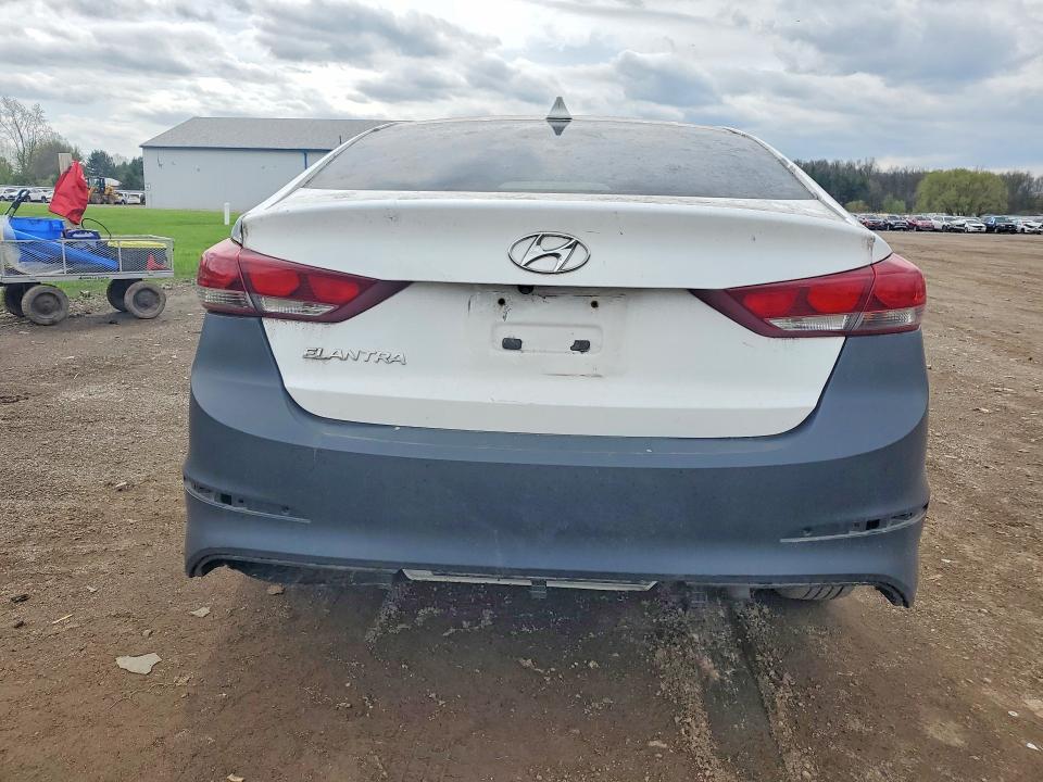 50314056 :رقم المزاد ، 5NPD84LF0HH053099 vin ، 2017 Hyundai Elantra مزاد بيع