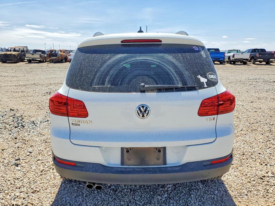 2018 Volkswagen Tiguan Limited მანქანა იყიდება აუქციონზე, vin: WVGAV7AX8JK005247, აუქციონის ნომერი: 49853176