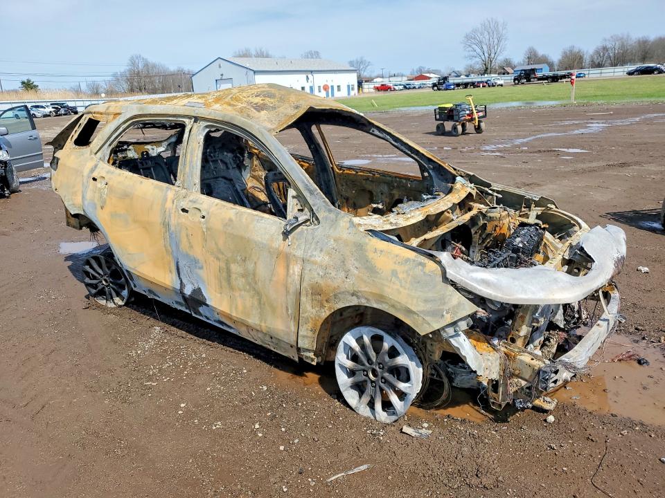 48621556 :رقم المزاد ، 2GNAXUEV4K6165384 vin ، 2019 Chevrolet Equinox مزاد بيع