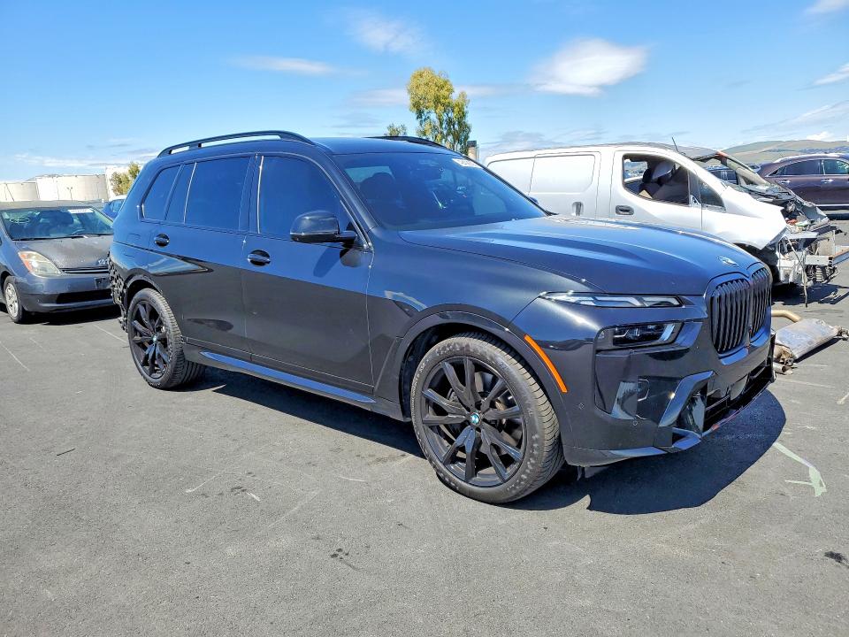 Продажа на аукционе авто 2023 Bmw X7, vin: 5UX23EM05P9R37325, номер лота: 49408556