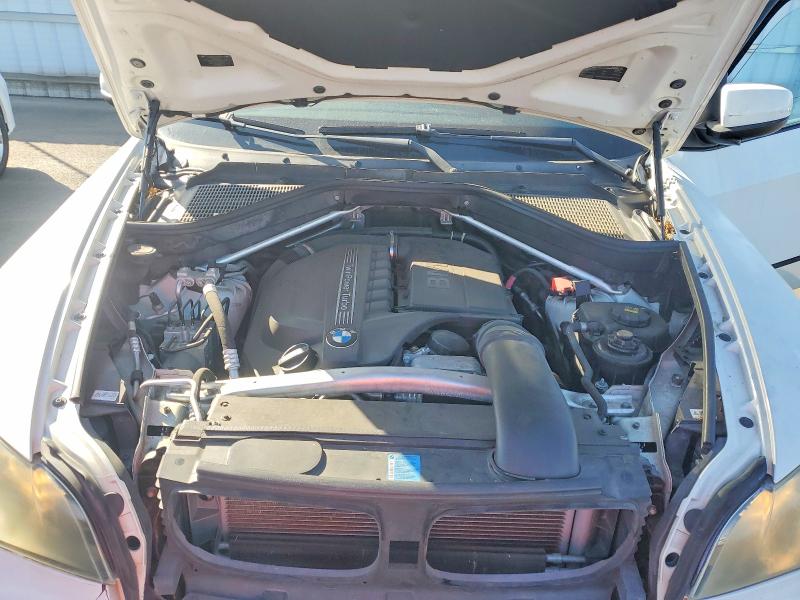 2011 Bmw X5 მანქანა იყიდება აუქციონზე, vin: 5UXZV4C56BLL58307, აუქციონის ნომერი: 50514466