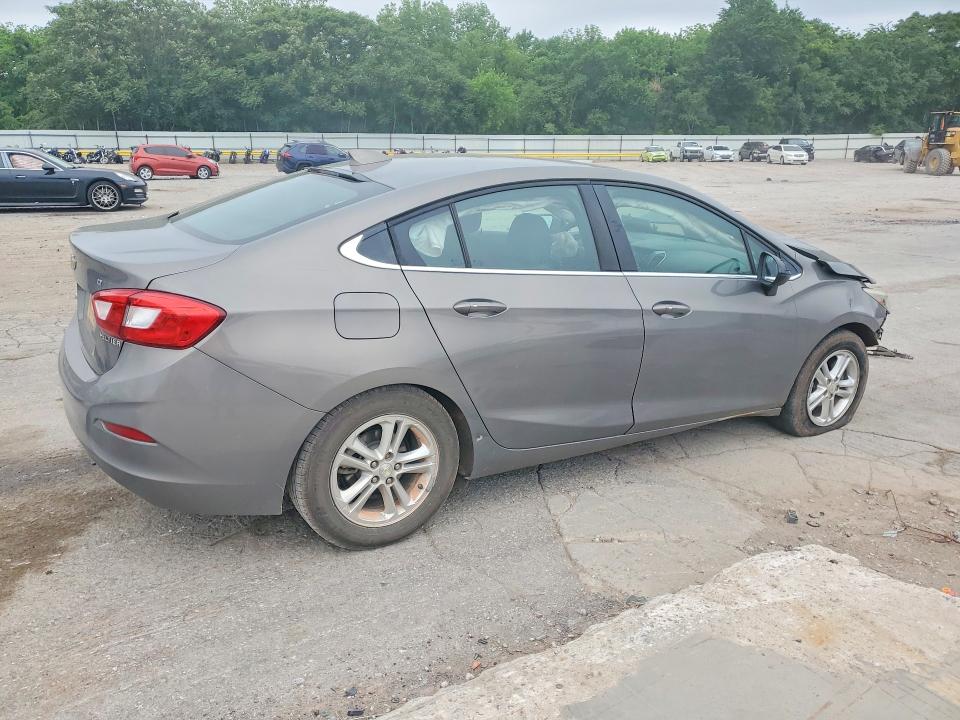 Aukcja sprzedaży 2018 Chevrolet Cruze, vin: 1G1BE5SM8J7164640, numer aukcji: 51666316