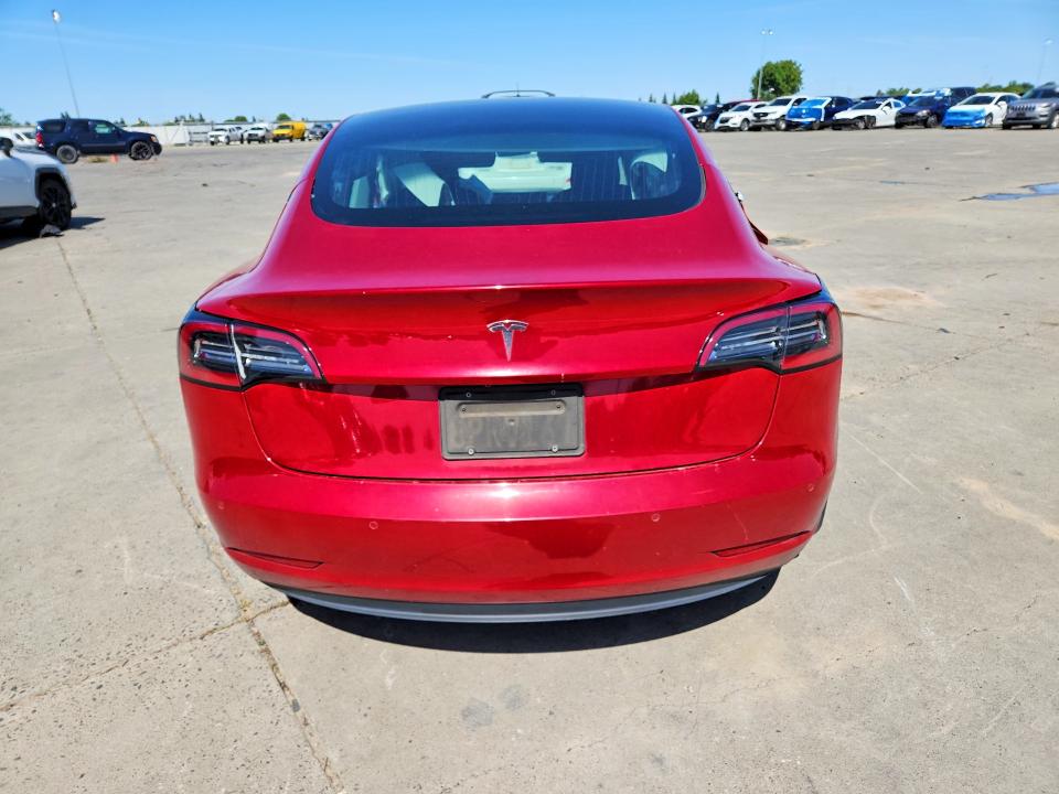 50448126 :رقم المزاد ، 5YJ3E1EA1LF706597 vin ، 2020 Tesla Model 3 مزاد بيع