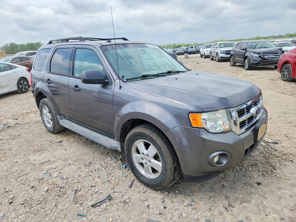 2011 Ford Escape მანქანა იყიდება აუქციონზე, vin: 1FMCU0D75BKA87972, აუქციონის ნომერი: 50555076