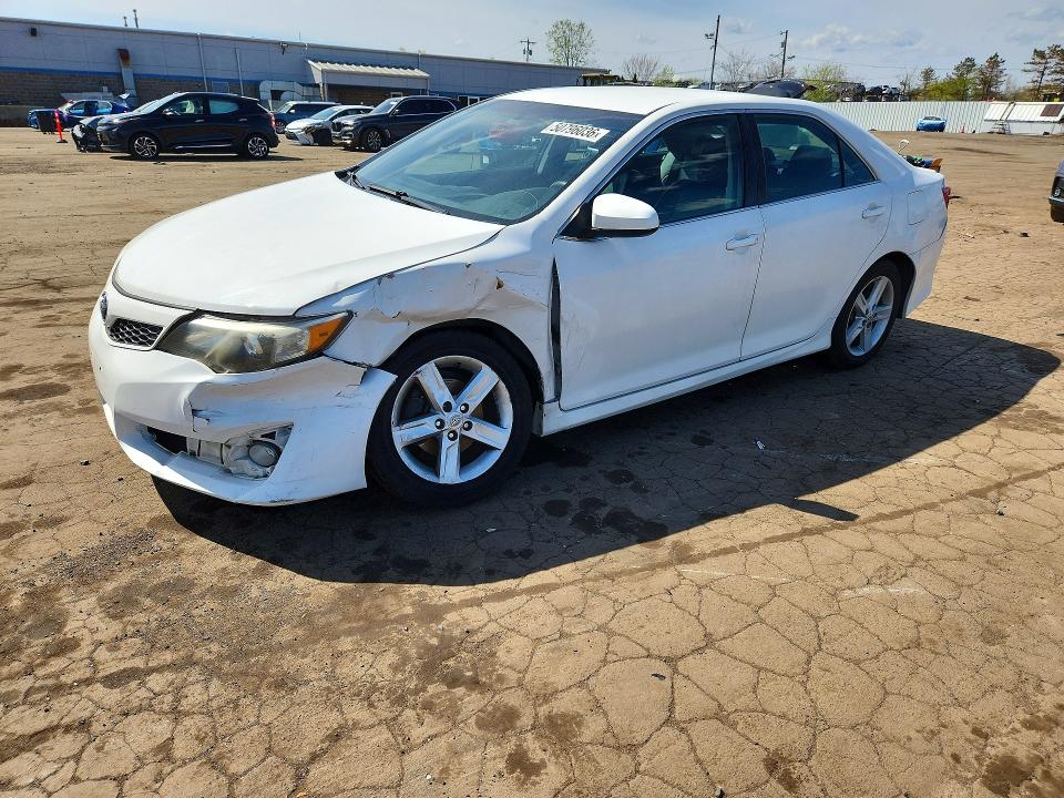 2014 Toyota Camry მანქანა იყიდება აუქციონზე, vin: 4T1BF1FKXEU758008, აუქციონის ნომერი: 50796036