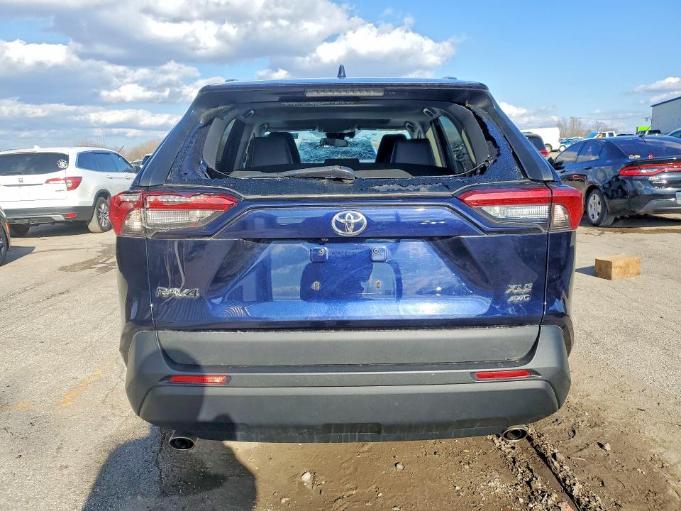 Продажа на аукционе авто 2019 Toyota Rav4, vin: 2T3A1RFV6KW045600, номер лота: 48942476