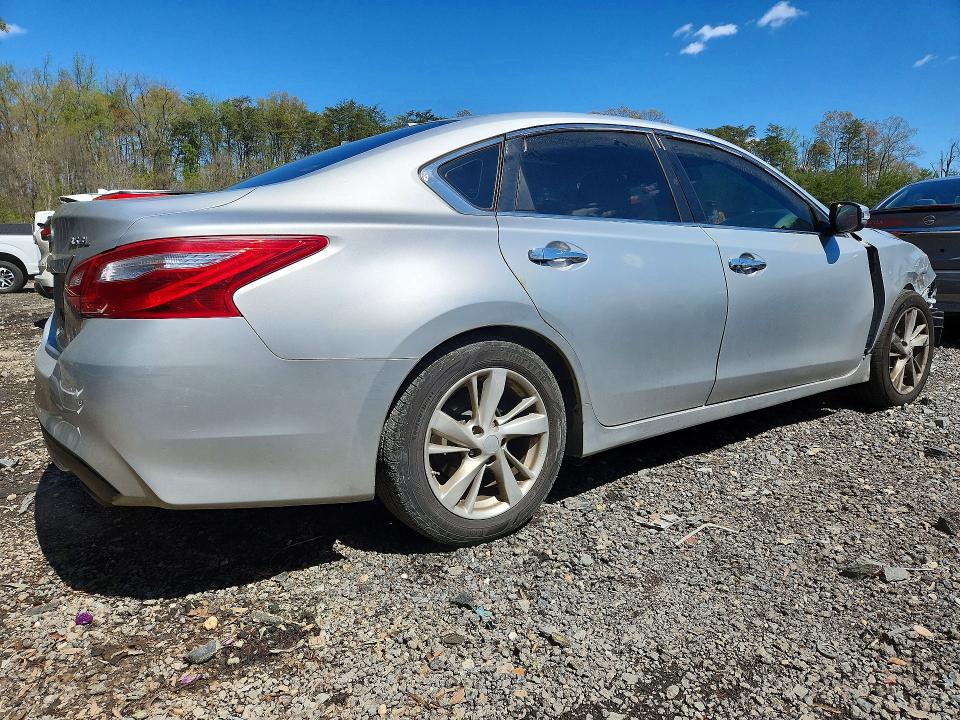 Продаж на аукціоні авто 2017 Nissan Altima, vin: 1N4BL3APXHC134088, номер лоту: 48955936