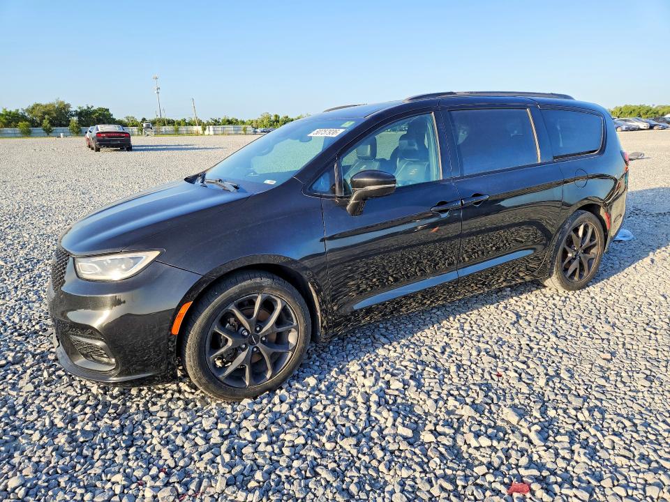 Auction sale of the 2022 Chrysler Pacifica, vin: 2C4RC1BG8NR106997, lot number: 50757936