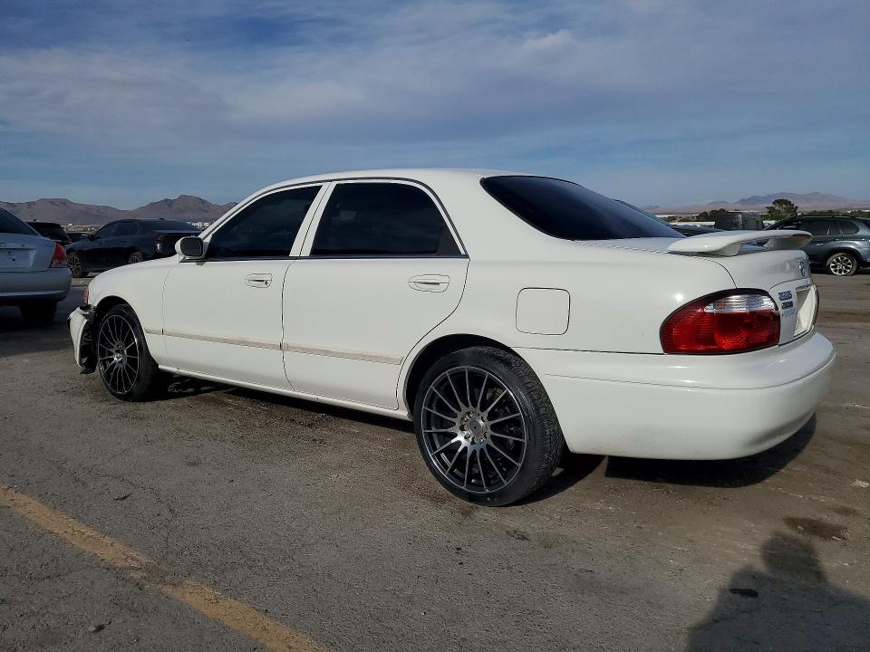 48701276 :رقم المزاد ، 1YVGF22D115204572 vin ، 2001 Mazda 626 مزاد بيع