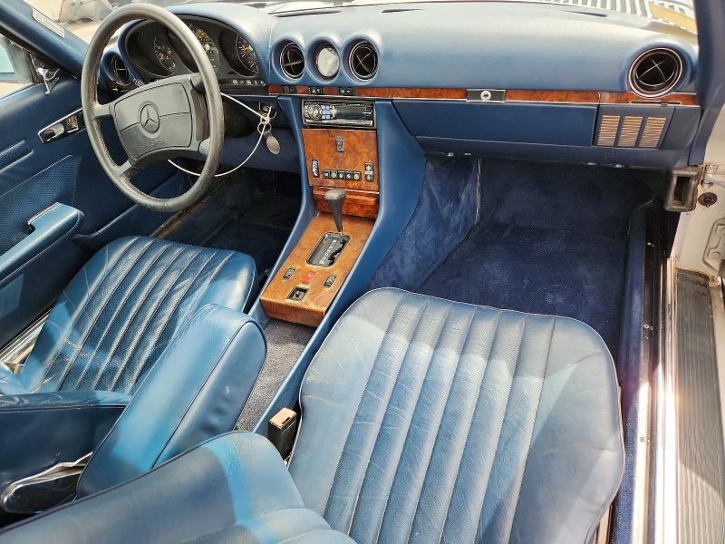 49994256 :رقم المزاد ، WDBBA48D1JA085221 vin ، 1988 Mercedes-benz 560 مزاد بيع