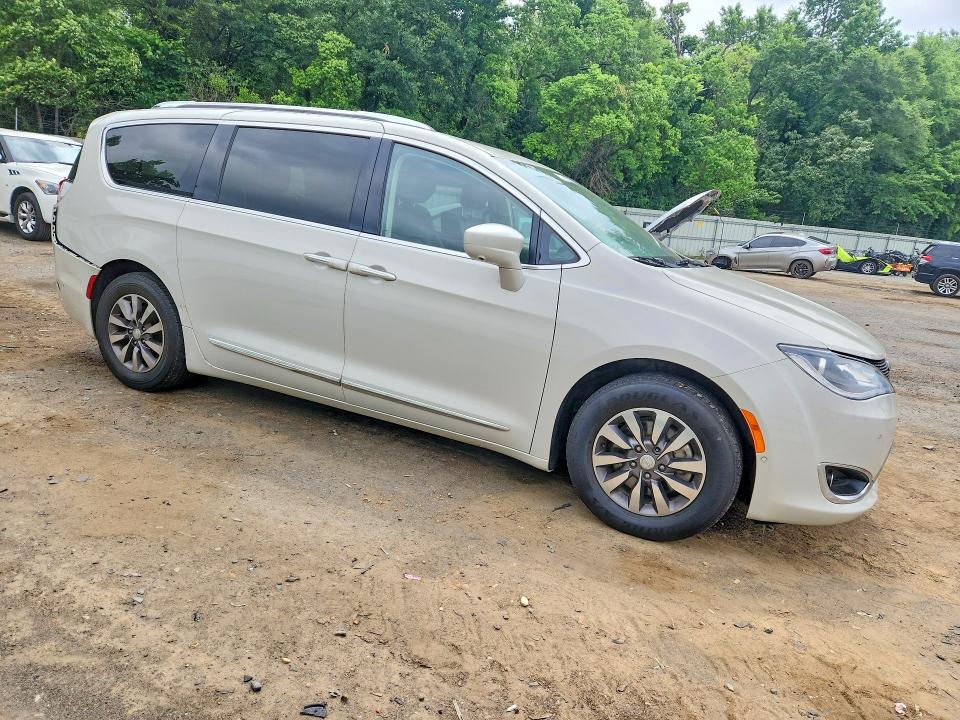 2019 Chrysler Pacifica მანქანა იყიდება აუქციონზე, vin: 2C4RC1EG3KR604905, აუქციონის ნომერი: 51209526