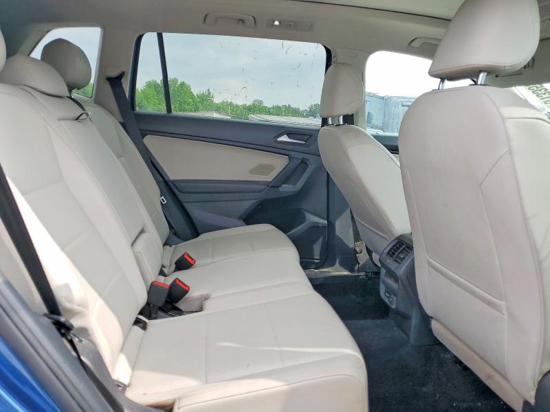 51335576 :رقم المزاد ، 3VV2B7AX4KM054085 vin ، 2019 Volkswagen Tiguan مزاد بيع